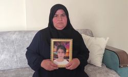 Kayıp Kızın Anne Feryat Etti: “Kızımın Bir Mezar Taşı Olsun”