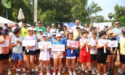 Küçükler ve Minikler Tenis Türkiye Birinciliği müsabakaları Adana'da başladı