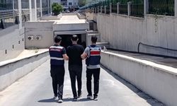 Mersin ve İzmir'de terör örgütü üyesi oldukları iddiasıyla yakalanan 2 şüpheli tutuklandı