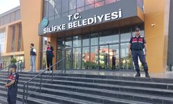 Mersin'de Silifke Belediyesine yönelik operasyon düzenlendi