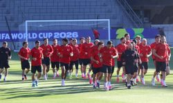 Paraguay Maçı Öncesi Kritik Hazırlık! Milliler İlk Antrenmanını Tamamladı