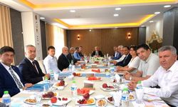 Osmaniye’de Sene Sonu Eğitim Toplantısı: LGS ve YKS Tedbirleri Masada