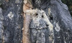 Sömek Athena Kabartması Nerede? Mersin Silifke’deki Antik Kaya Eseri