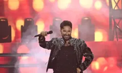 Tarkan'dan Konserde Dikkat Çeken Hareket