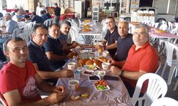 Turunçova Esnaf ve Sanatkarlar Odası üyeleriyle buluştu