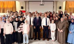 Adana Yüreğir'de Öğrenciler Kur'an Sevincini Yaşadı