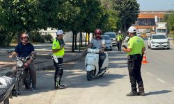 Adana'da trafik denetiminde 23 motosiklet sürücüsüne ve 2 yolcuya ceza kesildi