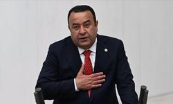 CHP Ankara Milletvekili Adnan Beker İstifa Etti