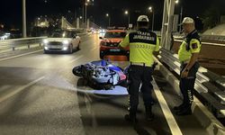 Antalya'da devrilen motosikletin sürücüsü öldü