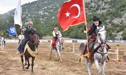 Antalya'da 'Kökbörü Müsabakaları ve Geleneksel Atlı Spor Gösterileri' yapıldı
