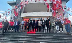 MHP Bahçe'de Yeni Dönem! Ahmet Kılıç İlçe Başkanı Oldu