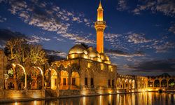 Balıklıgöl Şanlıurfa’nın Tarih ve İnanç Merkezi Oldu
