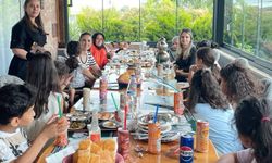 ÇEKOM Çocukları Türkmen Beldesinde Kahvaltıda Buluştu