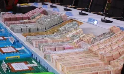 Başsavcının evinden servet çıktı! Endonezya'da istifa kararı