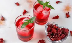 Ferahlatan Lezzet Hibiskus Şerbeti Neden Bu Kadar Popüler?