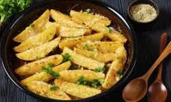 Fırında Baharatlı Çıtır Patates Tarifi