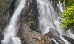 Gündoğmuş Uçan Su Şelalesi Doğaseverleri Büyülüyor