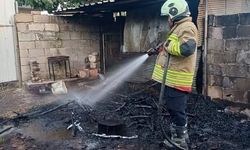 Hassa’da Ahır ve Odunluk Yangını Kontrol Altında