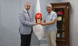 Osmaniye İl Müftülüğü'nde Emekli Personele Plaket Takdimi