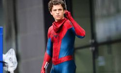 Tom Holland'ın Yeni Spider-Man Kazancı Sosyal Medyayı Salladı