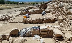 Isparta'da 1500 yıllık demirci atölyesi gün yüzüne çıkarıldı