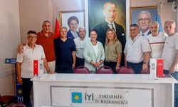 İYİ Parti Eskişehir'de kadın kadrosunu güçlendirdi