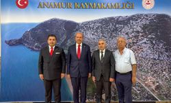 KKTC'nin 5. Cumhurbaşkanı Ersin Tatar, Mersin'de temaslarda bulundu