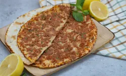 Osmaniyeliler Akşam Ne Pişireceğini Düşünmesin Pratik Lahmacun Tarifi