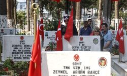 Mersin, Hatay ve Osmaniye'de 15 Temmuz dolayısıyla şehitlikler ziyaret edildi