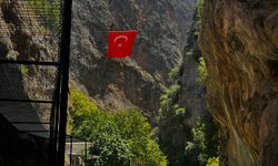 Muğla’da Saklıkent Kanyonu Ziyaretçilerini Büyülüyor