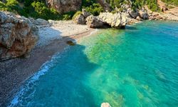 Samandağ Sahili’nde Akdeniz’in Eşsiz Manzarası Görüldü