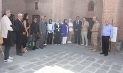 Şehit Aileleri ve Gaziler Kırmızı Medrese'yi Ziyaret Etti