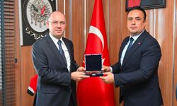 Vali Serdengeçti Düziçi'nde Böcekli Belediyesi'ni Ziyaret Etti