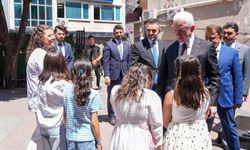 Vali Davut Gül’den Çocuk Evleri Sitesine Ziyaret