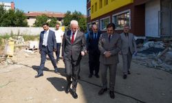 Vali Gül Oktay Sinanoğlu Ortaokulu İnşaatını İnceledi