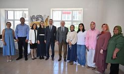 Vali Serdengeçti Aile Destek Merkezi'ni ziyaret etti