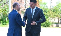 Vali Serdengeçti'den Kalaylı'ya Anlamlı Ev Sahipliği