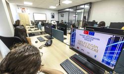 Mersin’de gençlere ücretsiz Python eğitimi