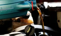 Yanlış Motor Yağı Kullandığınızı Gösteren 5 İşaret