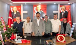 Altınçağ Muhtarı MHP Dörtyol İlçe Başkanlığı'nı Ziyaret Etti