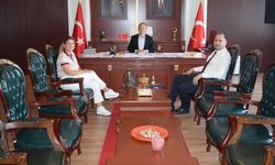 DenizBank Yöneticileri Erzin Kaymakamı Akpınar'ı Ziyaret Etti