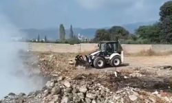 Erzin Mahmutlu’daki Çöplük Yangını Kontrol Altında