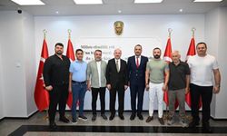 Vali Serdengeçti’ye Osmaniye Sevdalılarından Ziyaret