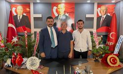 Eğitimci Erhan Aki’den Başkan Seçer’e Ziyaret