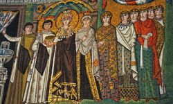 İmparatoriçe Theodora'nın Güçlü ve Tartışmalı Hikayesi