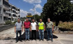 Erzin Yeni Mahalle’de sıcak asfalt çalışması