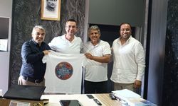 Erzin Festivaline Mehmet Ertaç’tan Destek