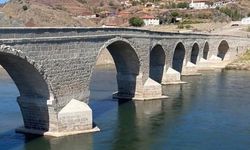 Ankara Kalecik’te Develioğlu Köprüsü Zamana Direniyor
