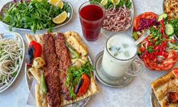 Kebap Şalgamla mı Ayranla mı Yenilir?