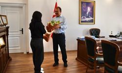 Osmaniye Kadirli’de Çocuklardan Kaymakam Dolu’ya Ziyaret
